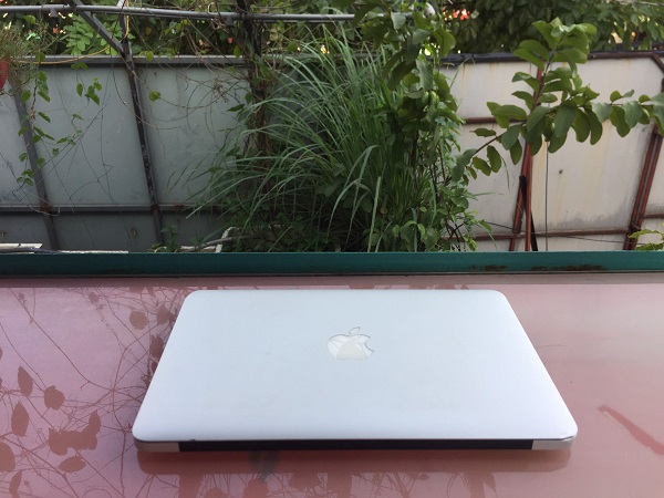 MACBOOK AIR A1465 CPU CORE I5 RAM 4GB Ổ CỨNG SSD